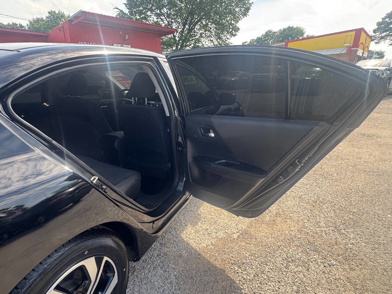 Used 2016 Honda Accord LX image 14