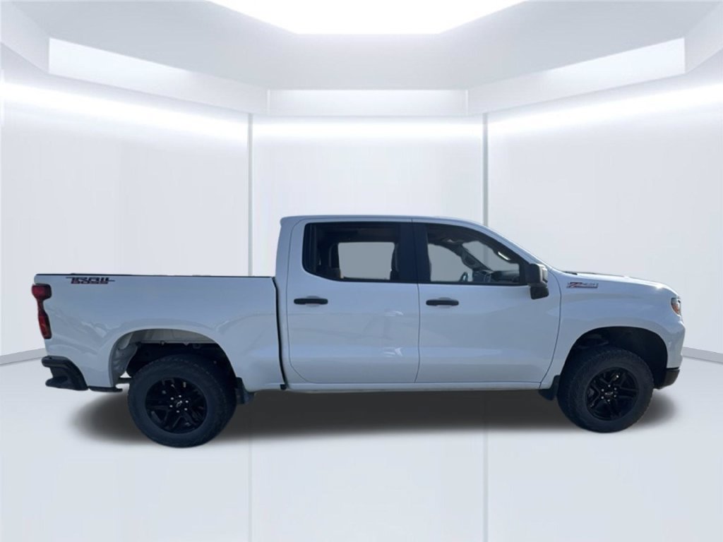 Used 2024 Chevrolet Silverado 1500 Custom Trail Boss AWD/4WD image 45