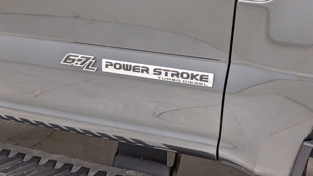 Used 2017 Ford F350 Lariat w/ Chrome Package image 42