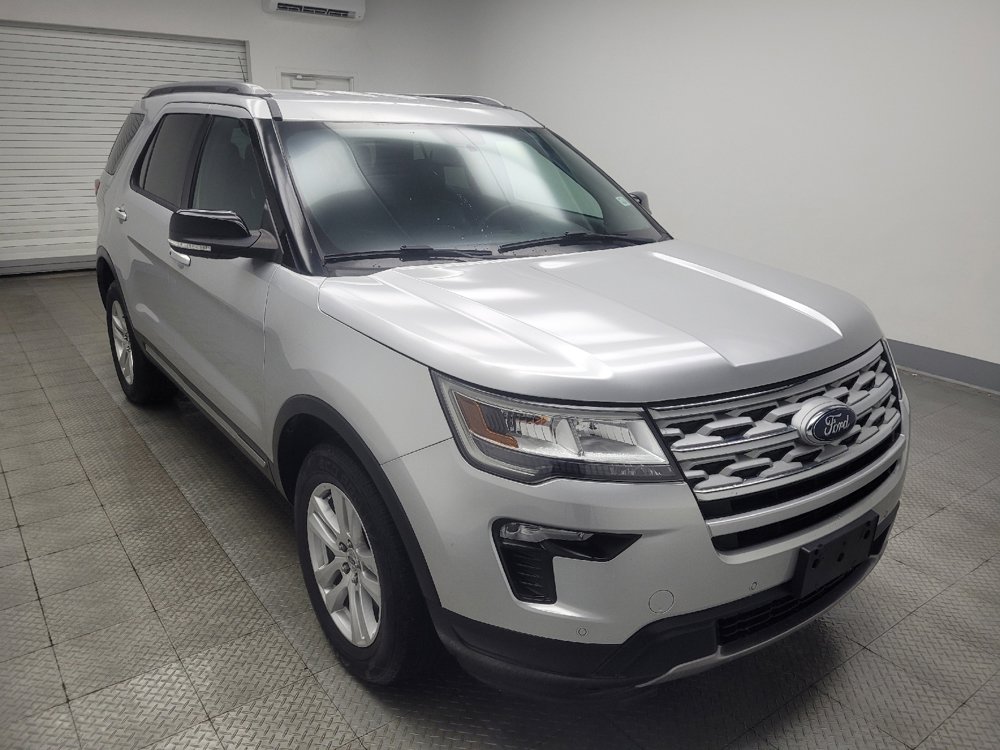 Used 2018 Ford Explorer XLT w/ Equipment Group 202A image 13