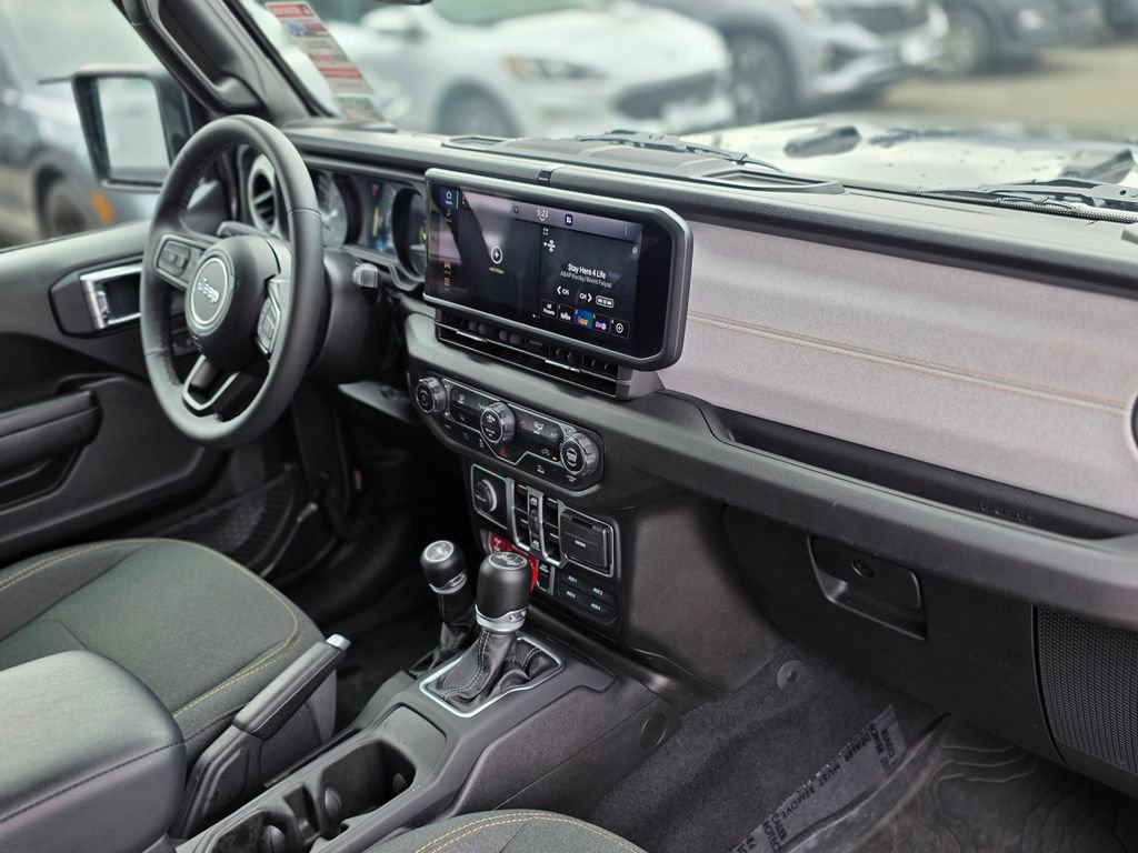 Used 2025 Jeep Wrangler Unlimited Sport S 4xe AWD/4WD image 9