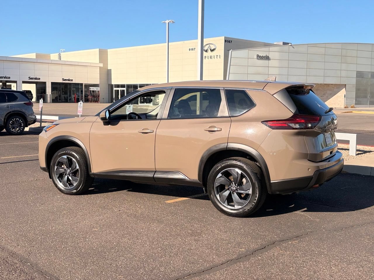 Certified 2025 Nissan Rogue SV AWD/4WD image 4