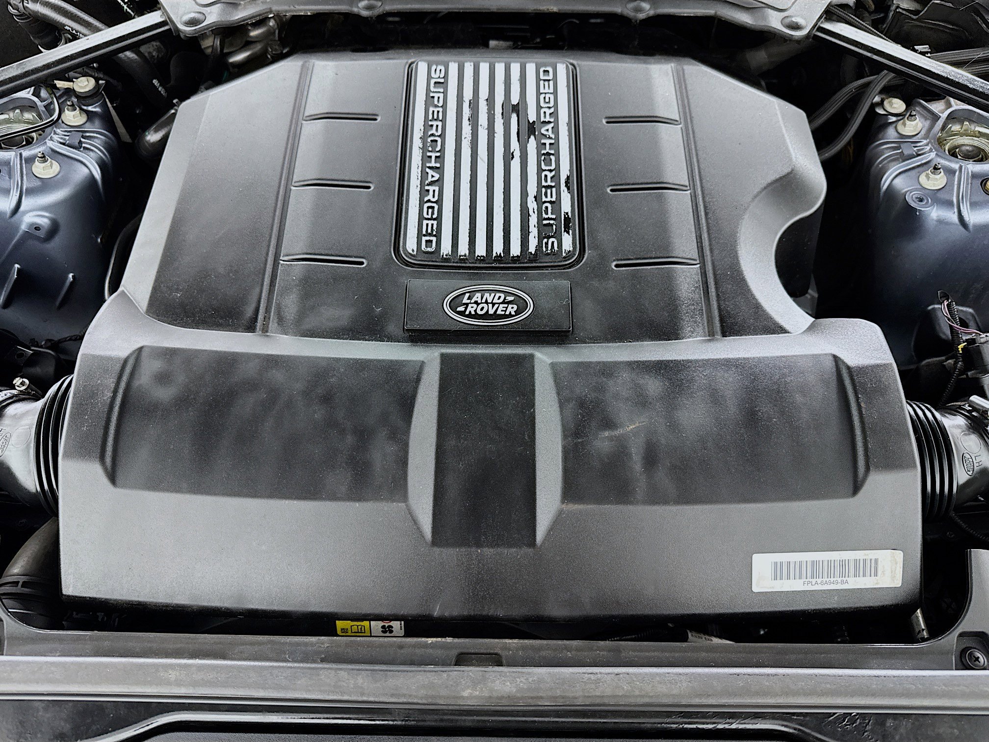 Used 2018 Land Rover Discovery HSE image 38