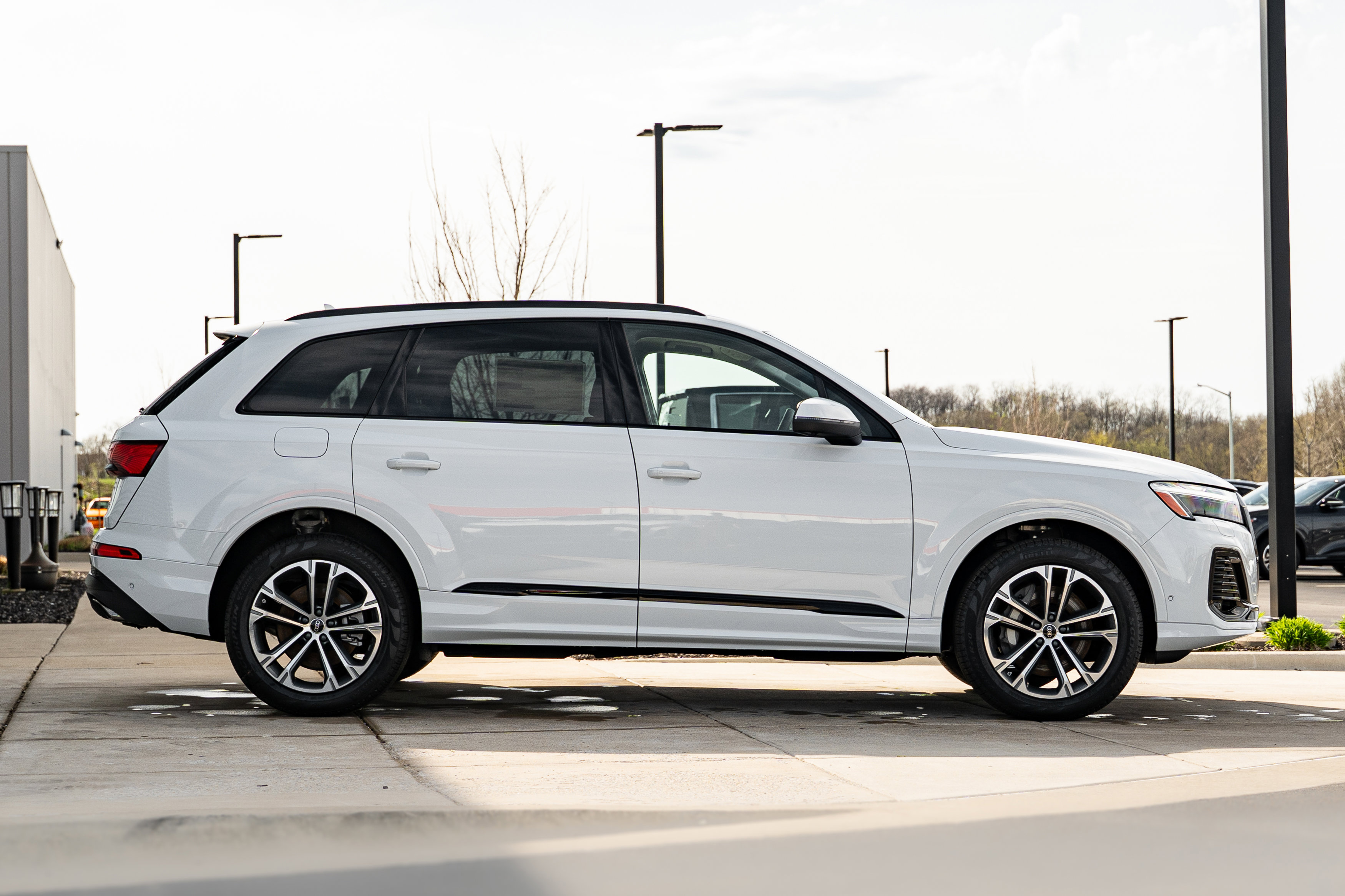 New 2026 Audi Q7 2.0T Premium AWD/4WD image 3