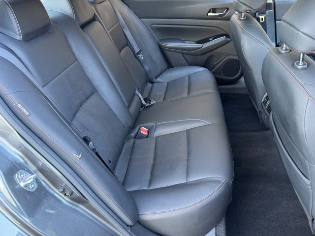 Used 2023 Nissan Altima 2.0 SR image 17