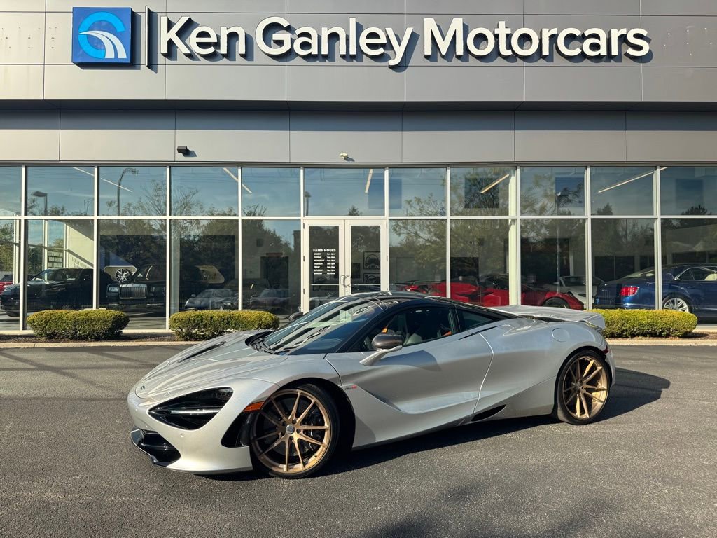 Used 2022 McLaren 720S Performance image 1