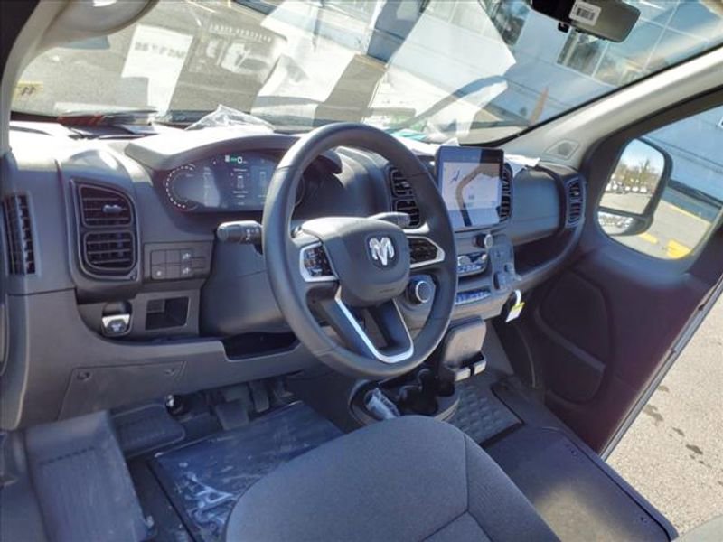 New 2024 RAM ProMaster 3500 w/ Delivery Van Package image 9