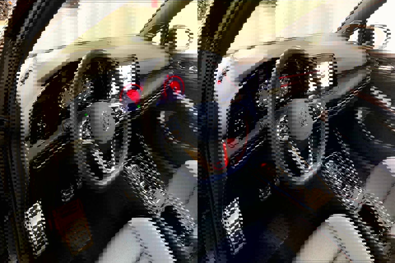 Used 2024 Volkswagen GTI Autobahn FWD image 17