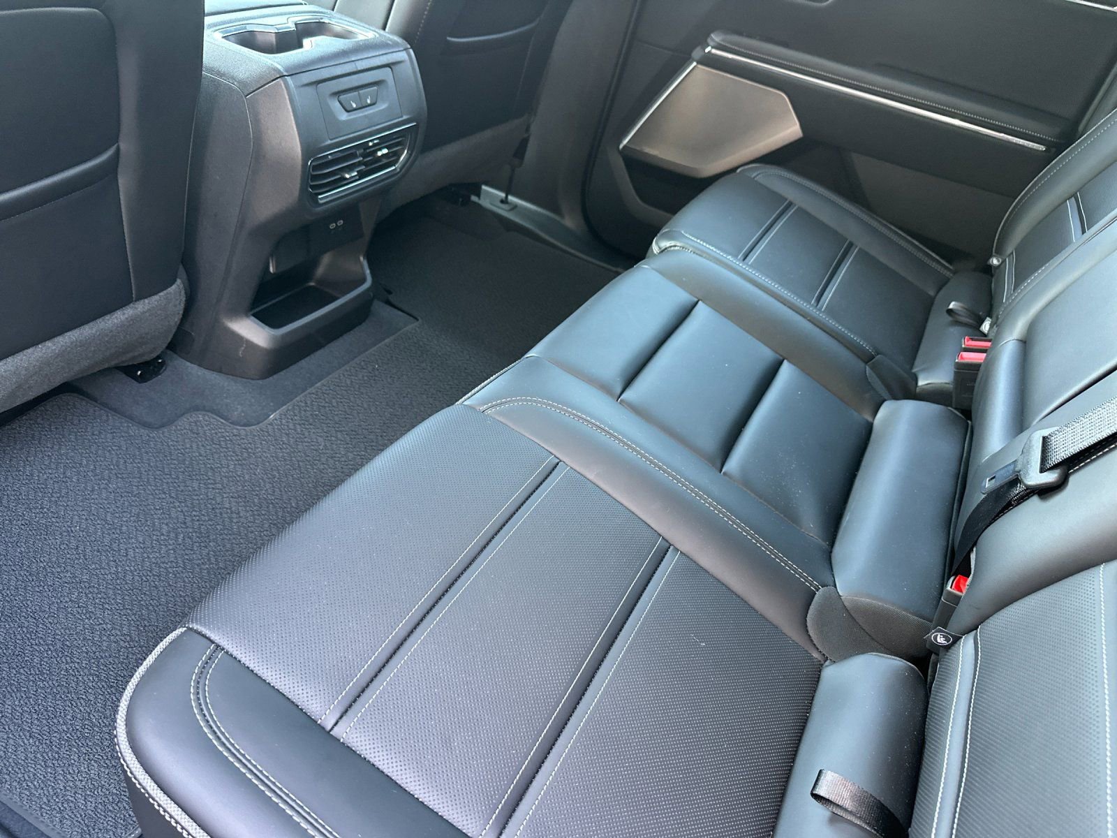 New 2025 GMC Sierra EV Denali image 12