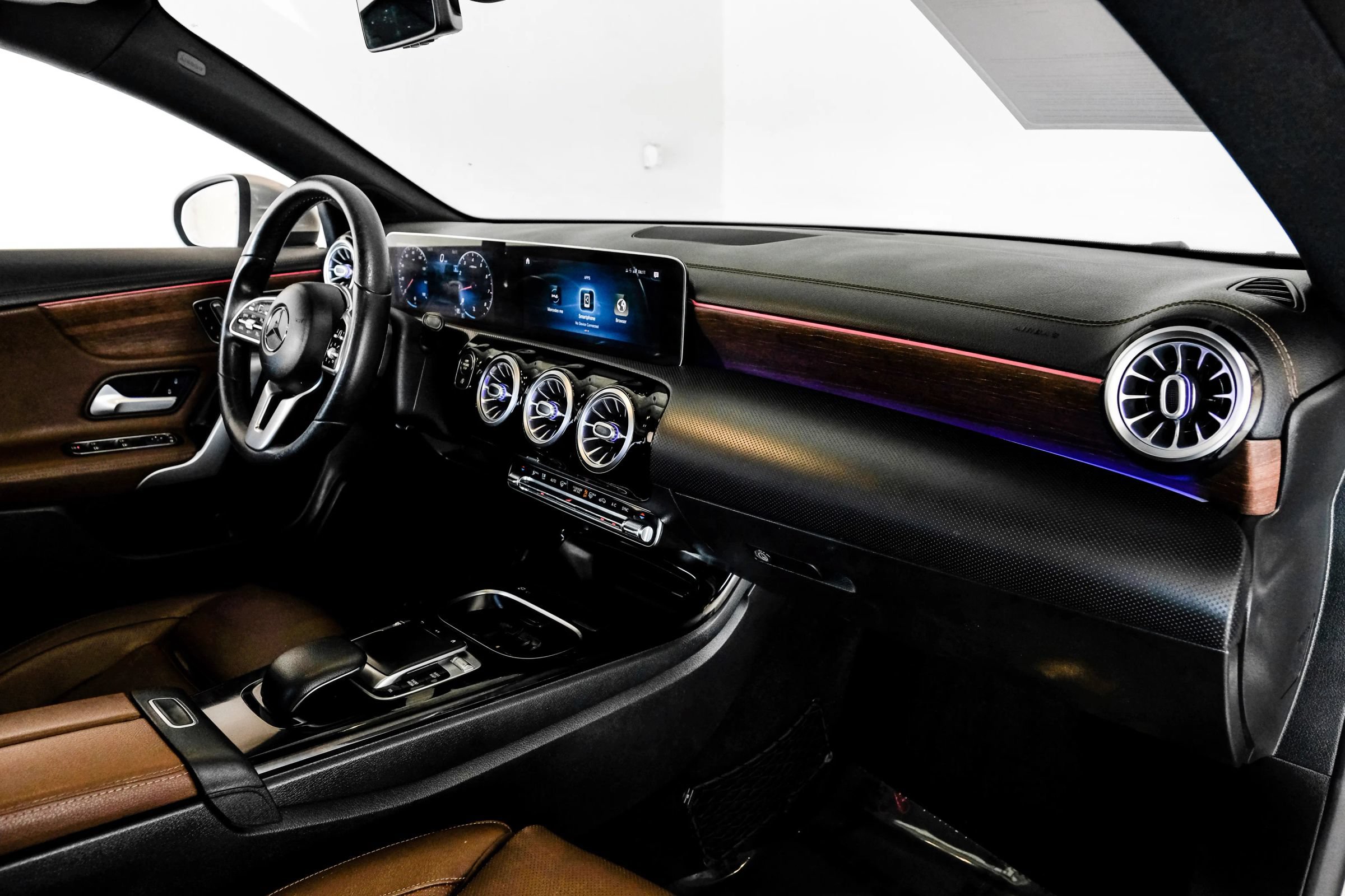 Used 2020 Mercedes-Benz CLA 250 image 12