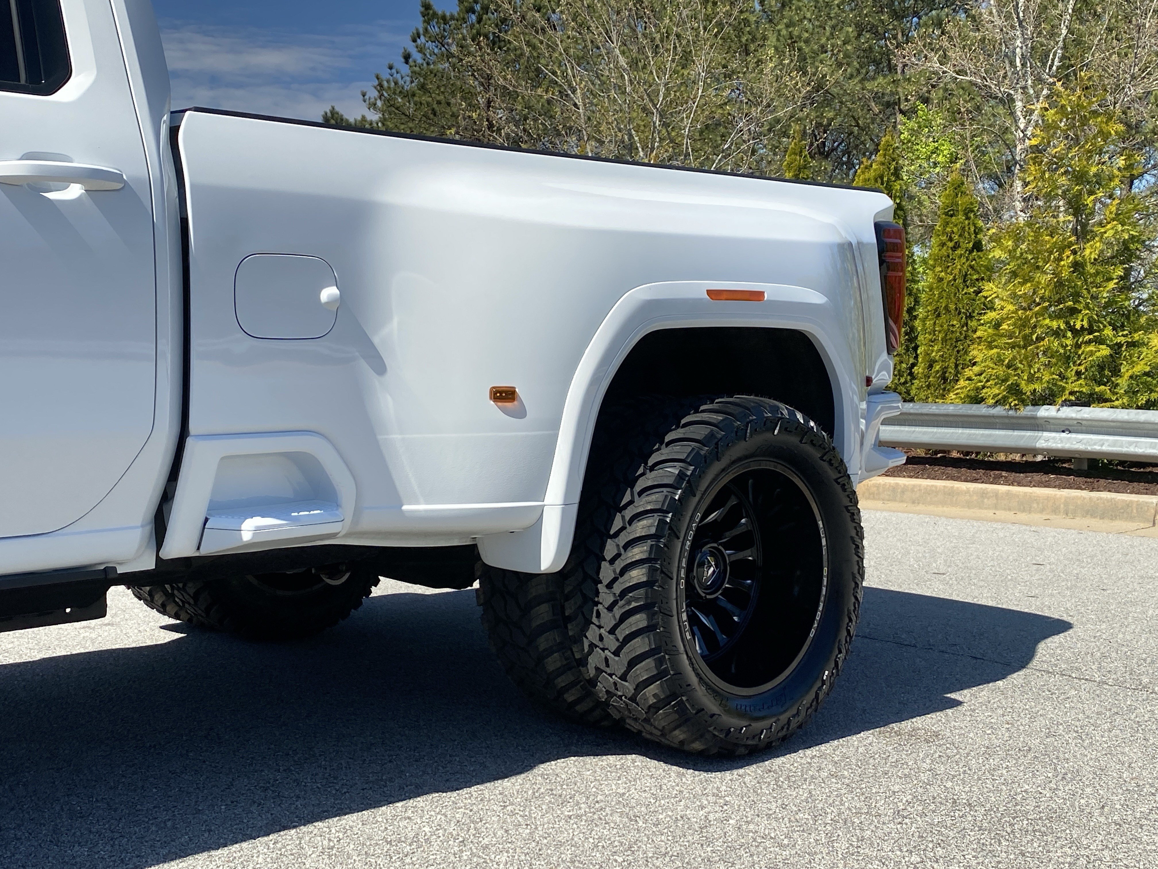 Used 2026 GMC Sierra 3500 Denali w/ Denali Reserve Package AWD/4WD image 35