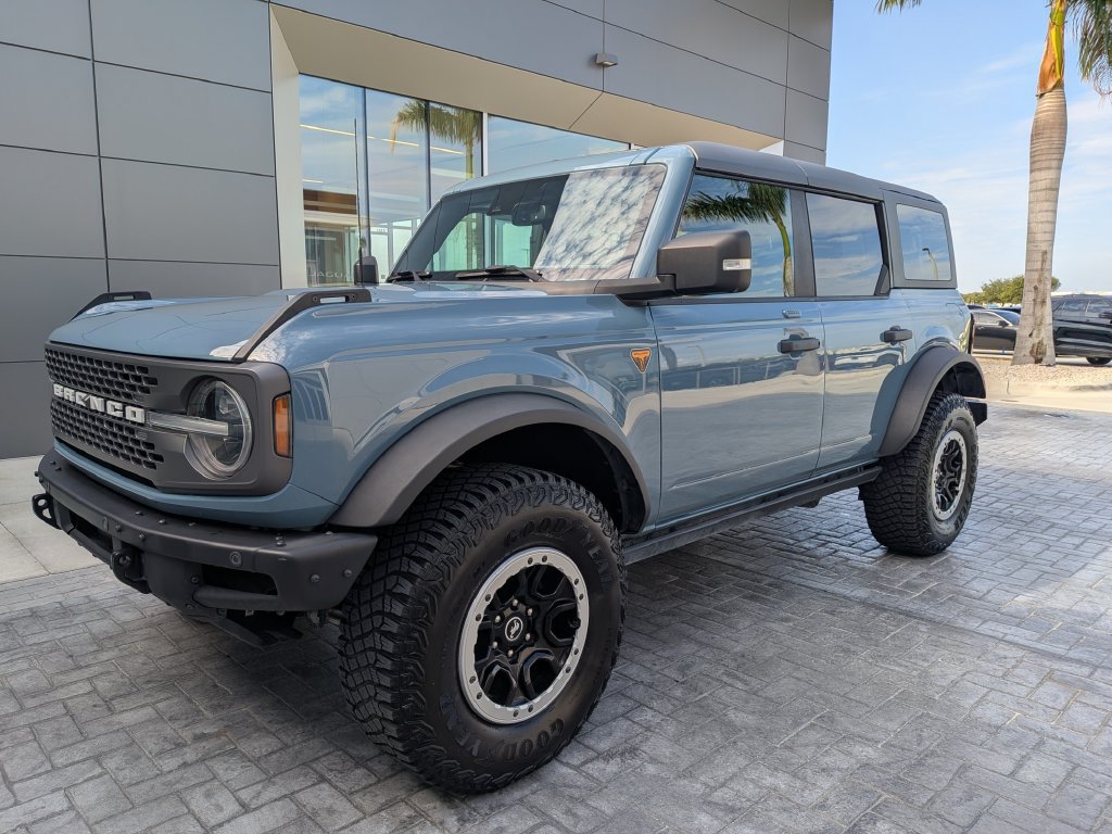 Used 2022 Ford Bronco Badlands AWD/4WD image 2