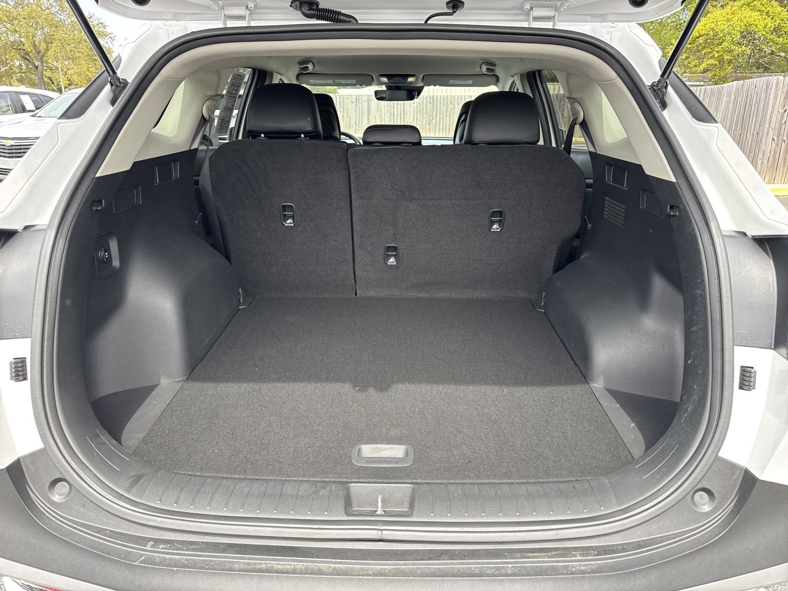 Used 2024 Kia Sportage EX image 33