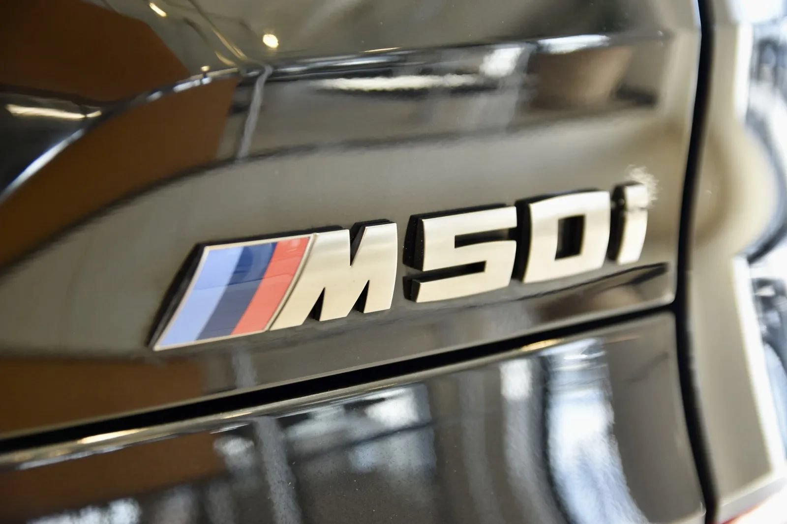 Used 2023 BMW X5 M50i w/ Executive Package AWD/4WD image 9