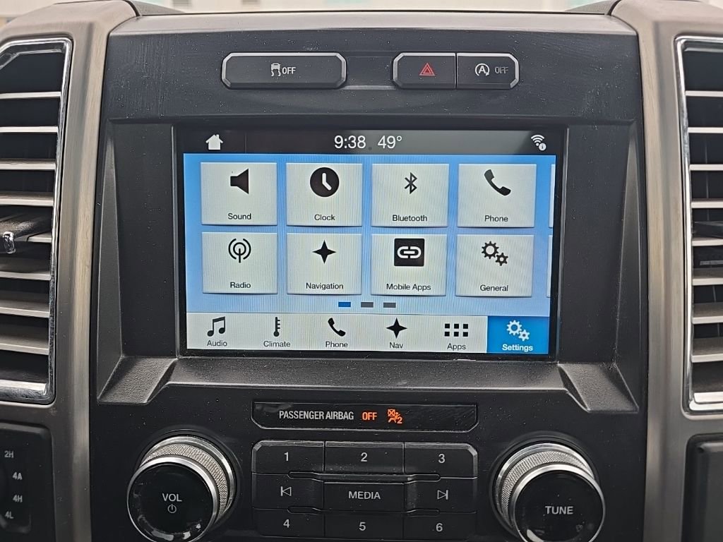 Used 2017 Ford F150 Platinum w/ Max Trailer Tow Package AWD/4WD image 31