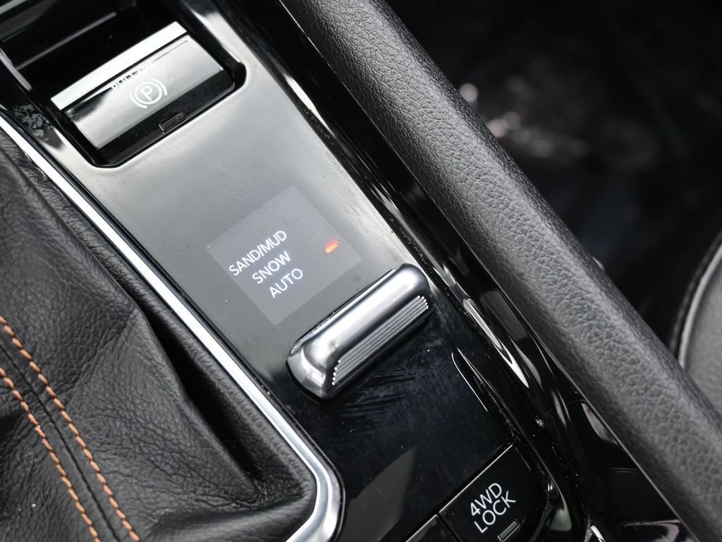 Used 2022 Jeep Compass Limited w/ Sun and Sound Group image 21