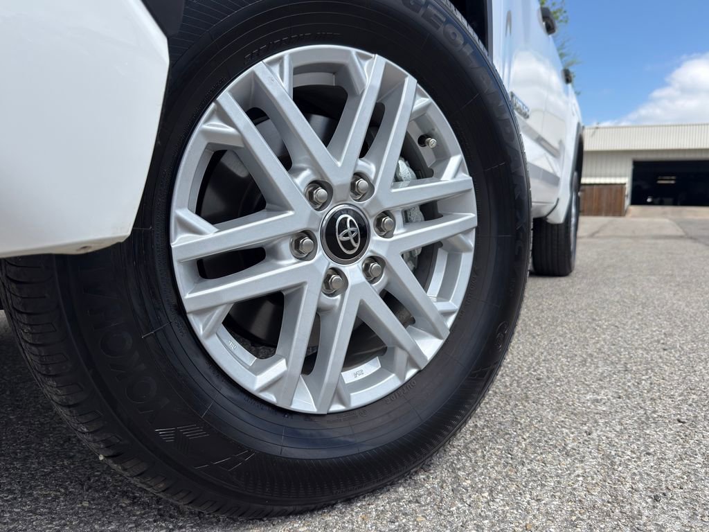 Used 2025 Toyota Tundra SR5 image 3
