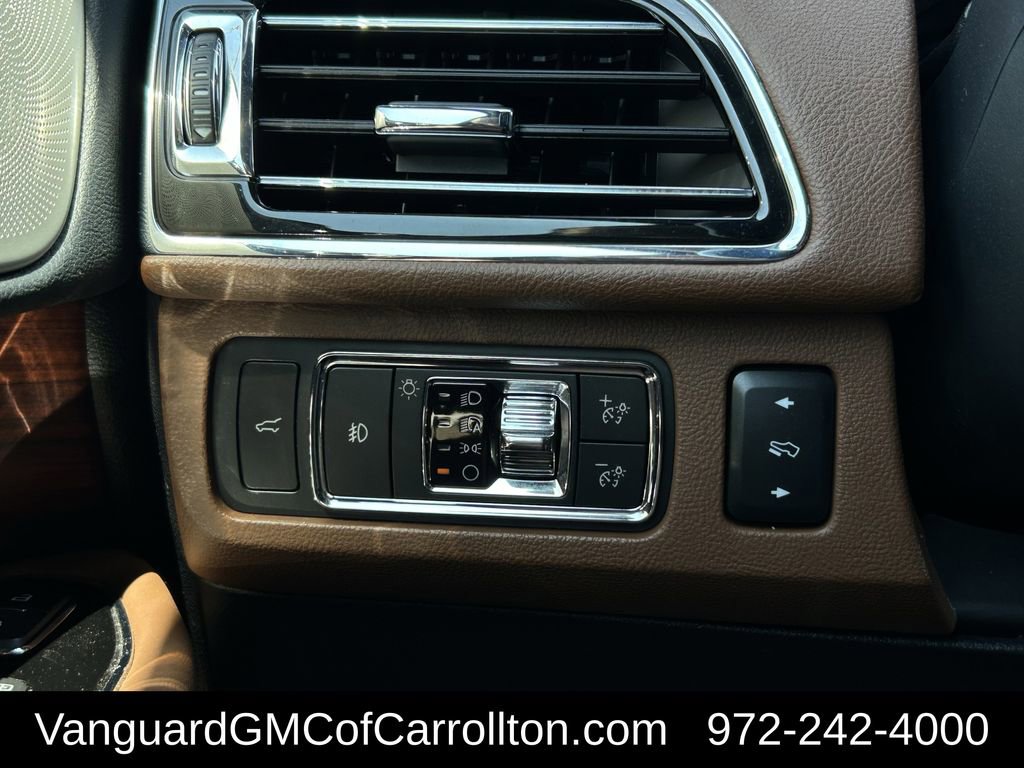 Used 2022 Lincoln Navigator Reserve image 25