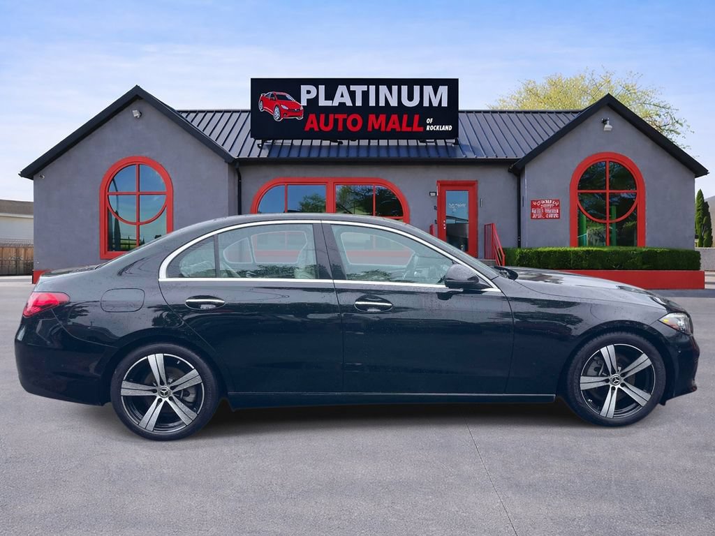 Used 2025 Mercedes-Benz C 300 4MATIC Sedan image 4