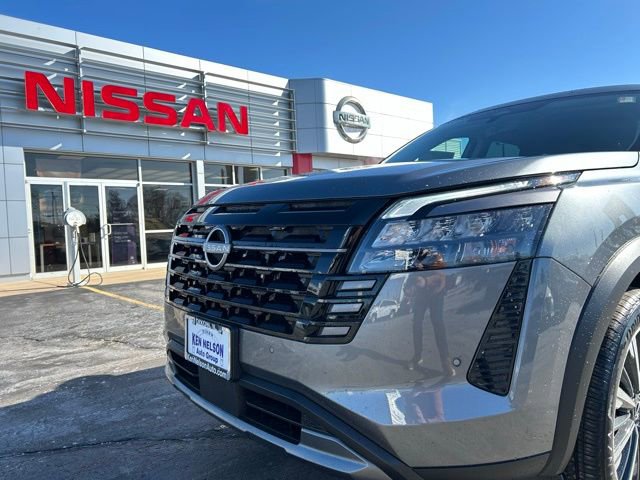 New 2026 Nissan Pathfinder Platinum image 16