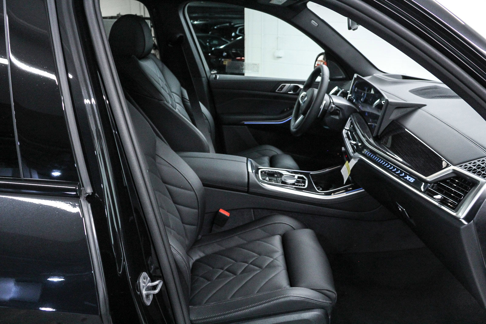 New 2026 BMW X5 xDrive50e AWD/4WD image 18