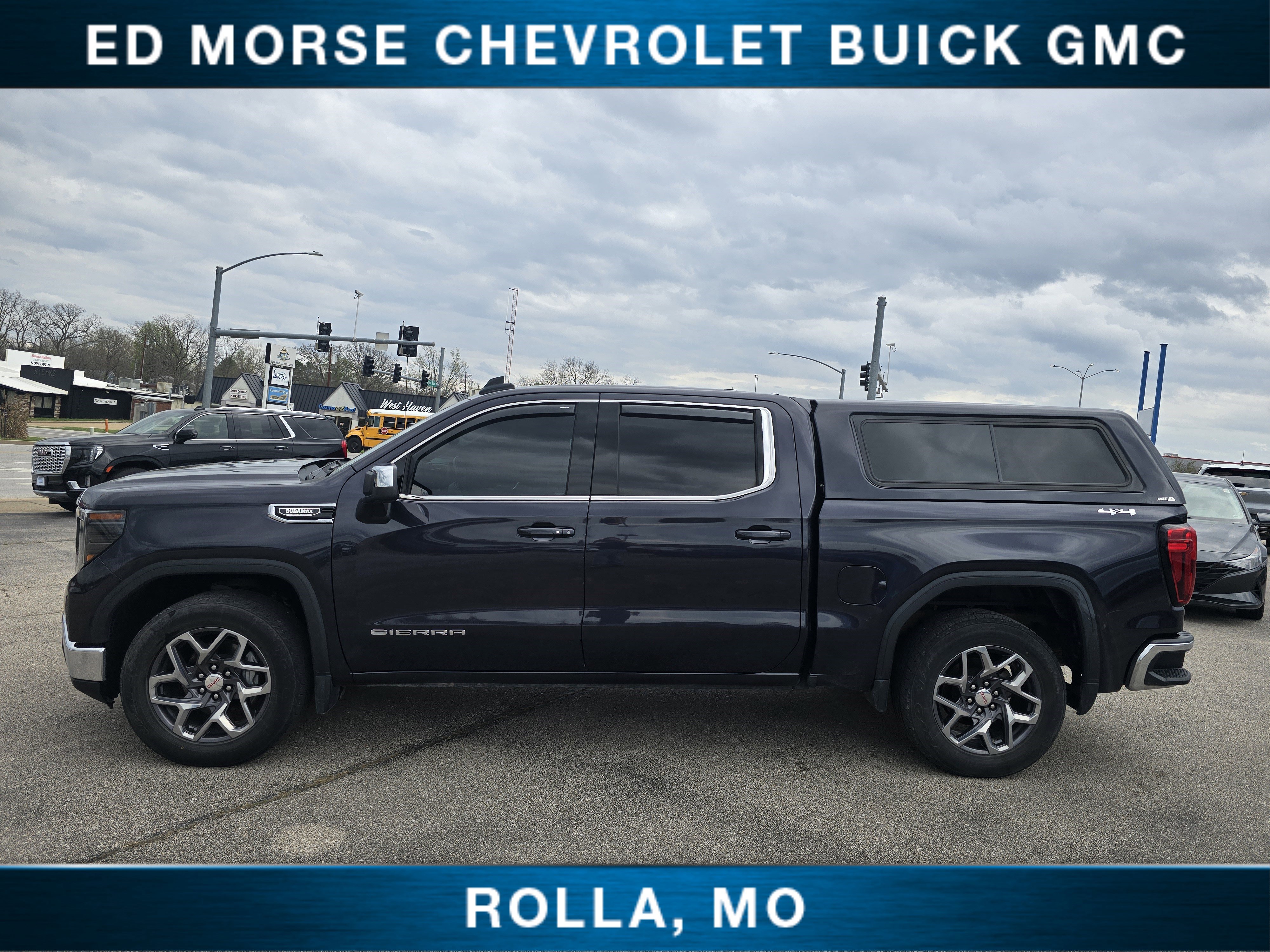 Used 2022 GMC Sierra 1500 SLE image 6