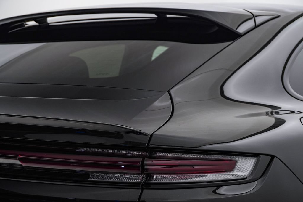 New 2026 Porsche Cayenne Coupe AWD/4WD image 12