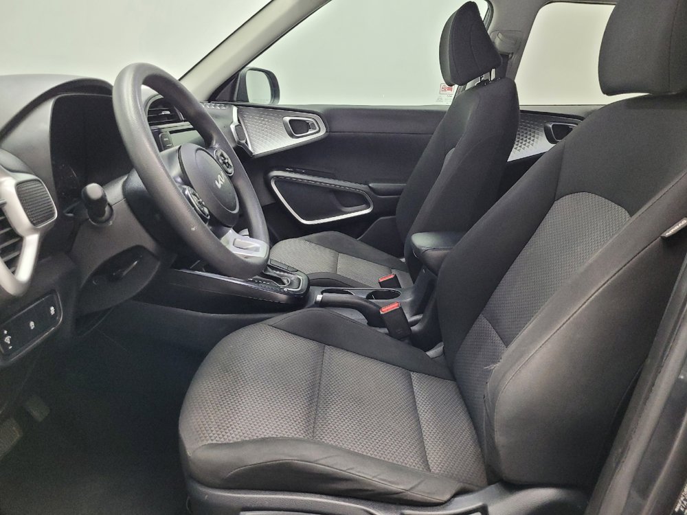 Used 2022 Kia Soul LX FWD image 17