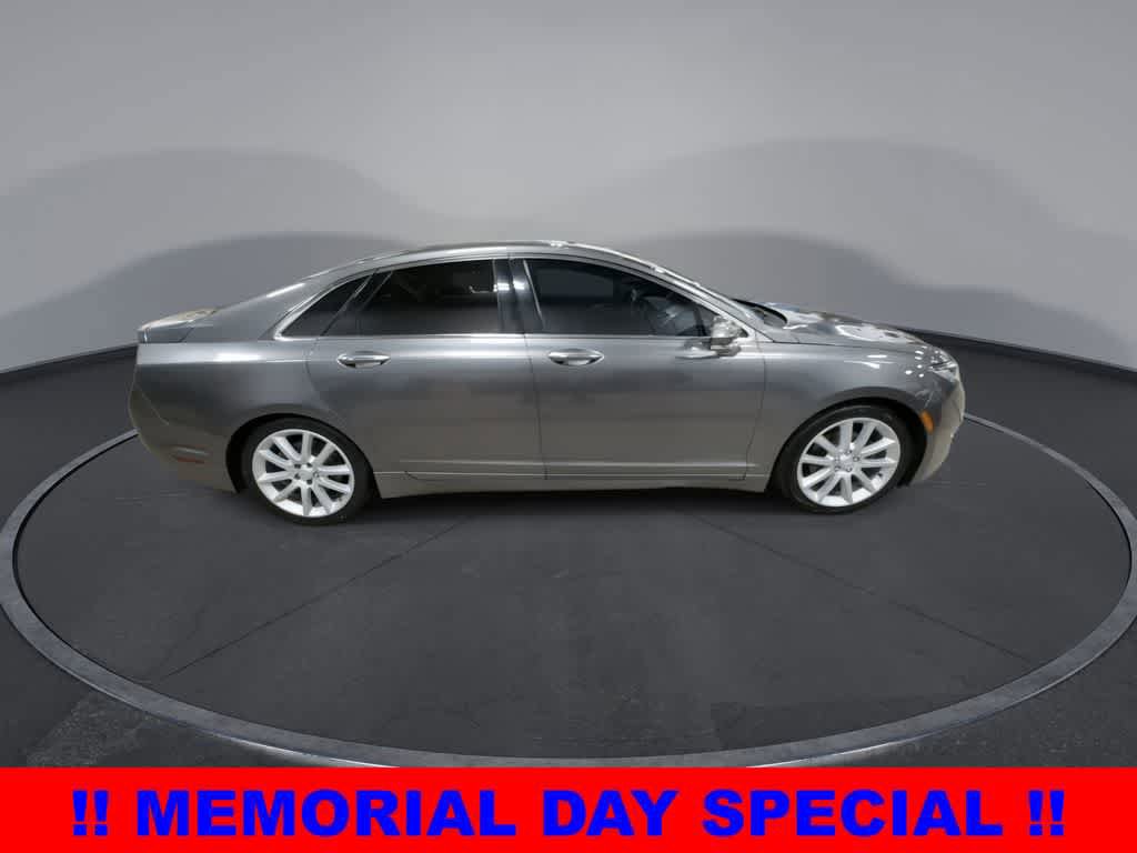 Used 2014 Lincoln MKZ AWD w/ Equipment Group 102A Reserve image 9
