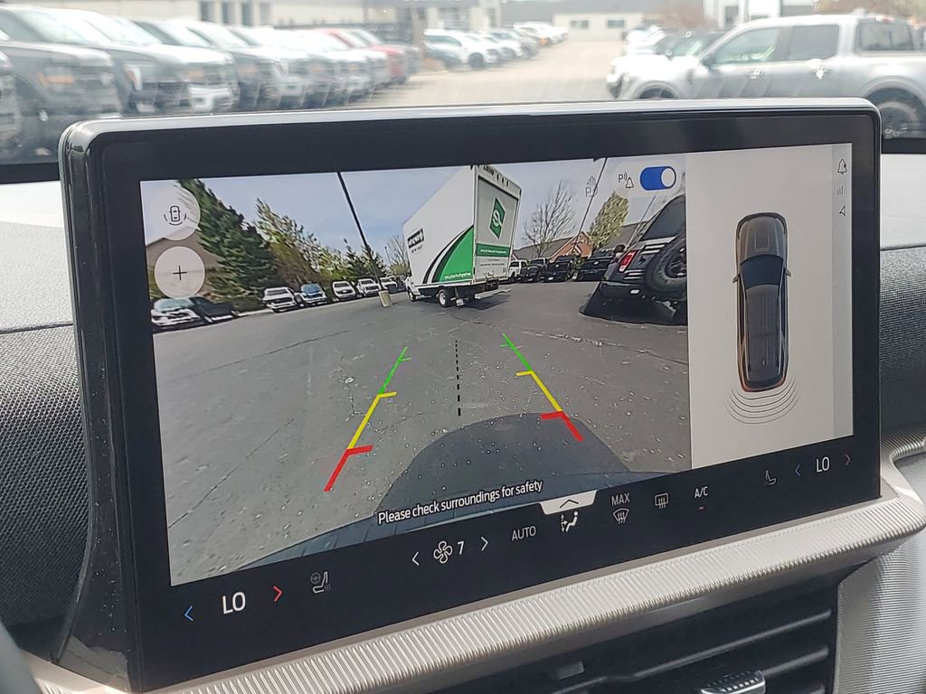 New 2026 Ford Explorer Active AWD/4WD image 17