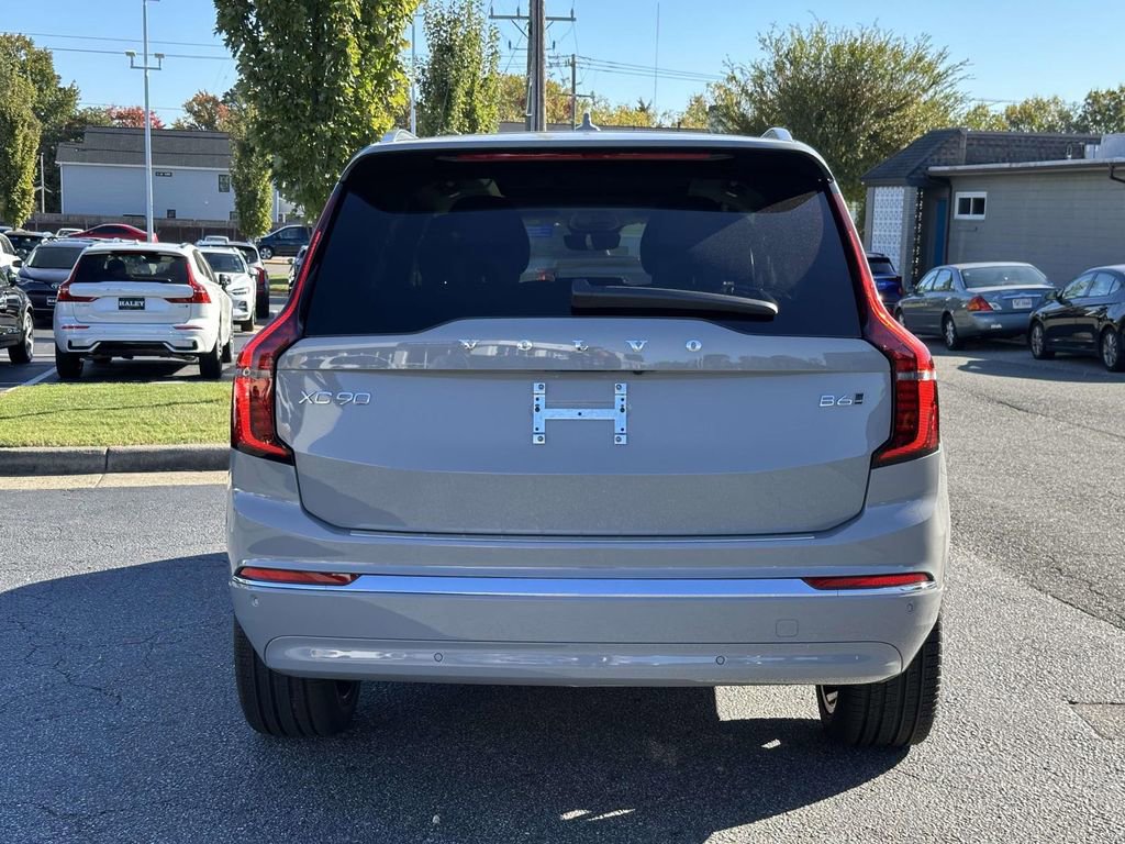 New 2026 Volvo XC90 B6 Plus w/ Protection Package Premier image 20