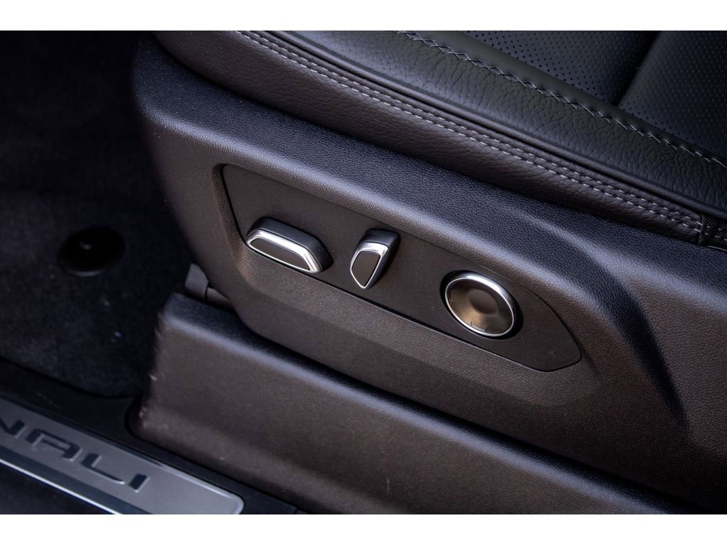 New 2026 GMC Sierra 3500 Denali w/ Denali Reserve Package image 21