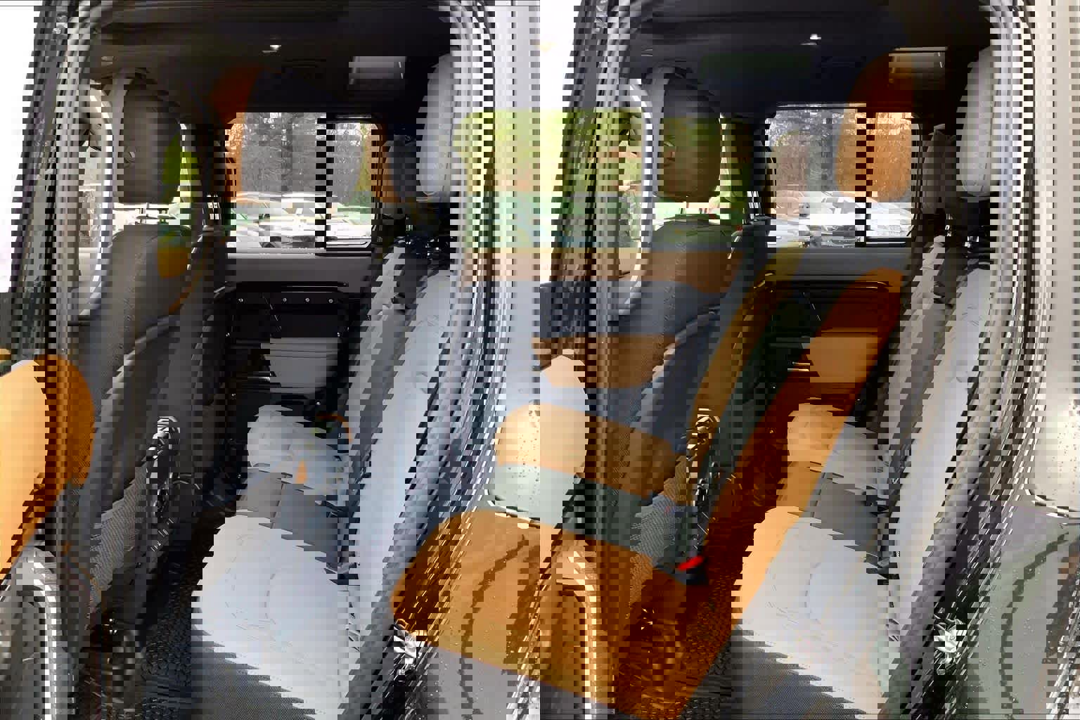 New 2026 Land Rover Defender 110 V8 image 14