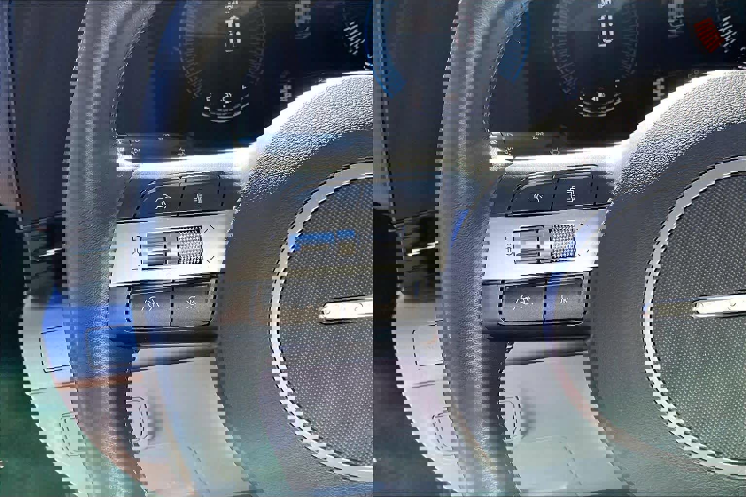 Used 2025 Hyundai Kona SEL image 22