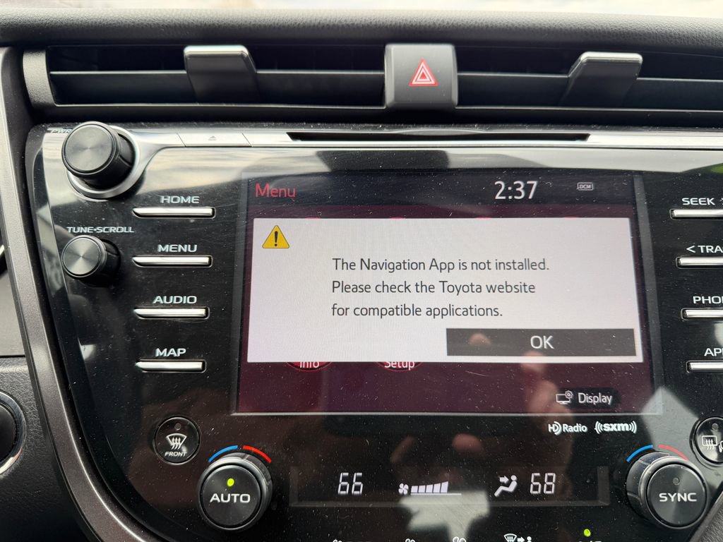 Used 2019 Toyota Camry XSE FWD image 23