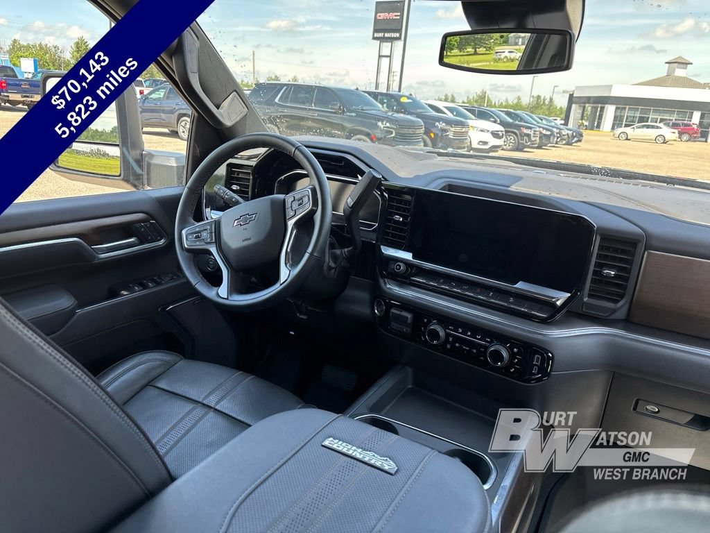 Used 2025 Chevrolet Silverado 2500 High Country w/ Midnight Edition AWD/4WD image 16