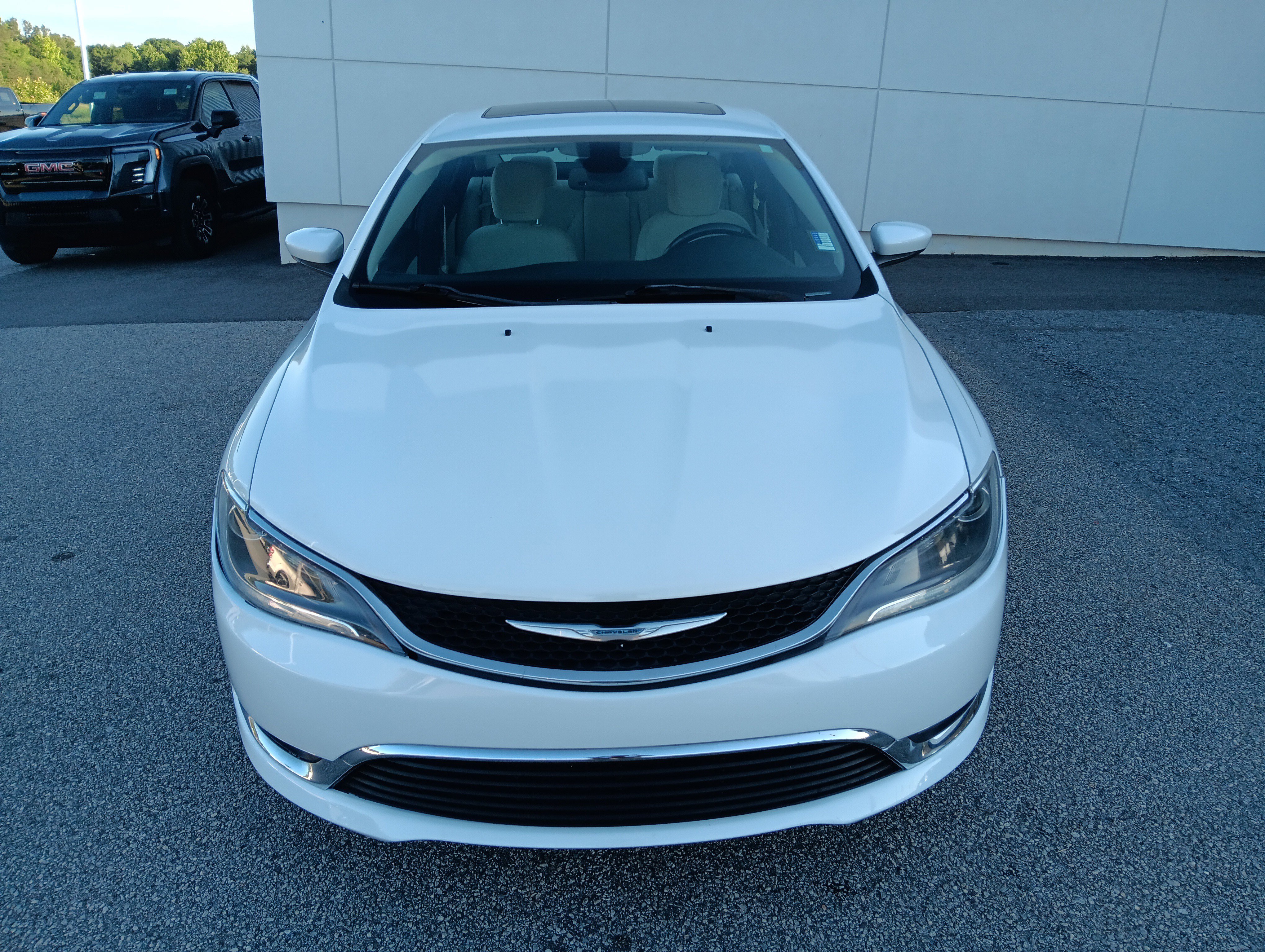 Used 2016 Chrysler 200 Limited w/ Anniversary Edition FWD image 9