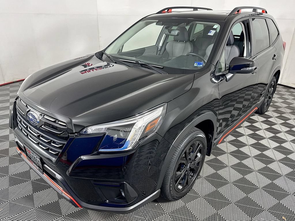 Used 2023 Subaru Forester Sport AWD/4WD image 3