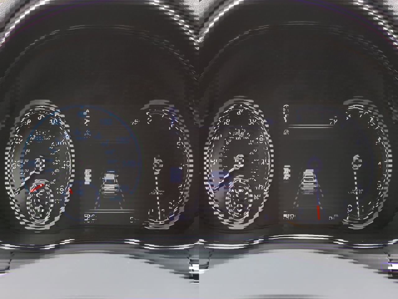 Certified 2025 Genesis GV70 2.5T w/ Select Package image 28