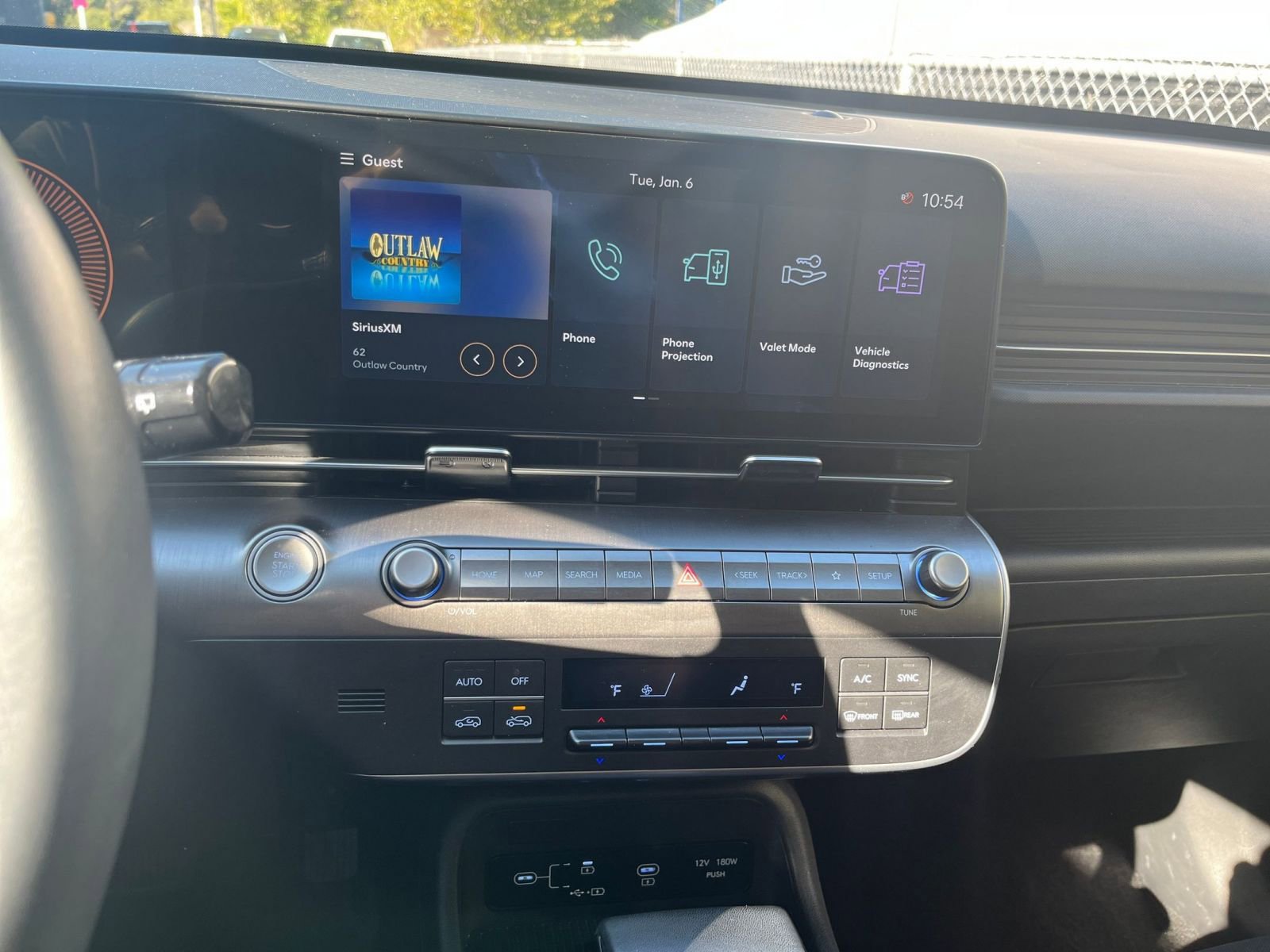 Used 2025 Hyundai Kona SEL image 17