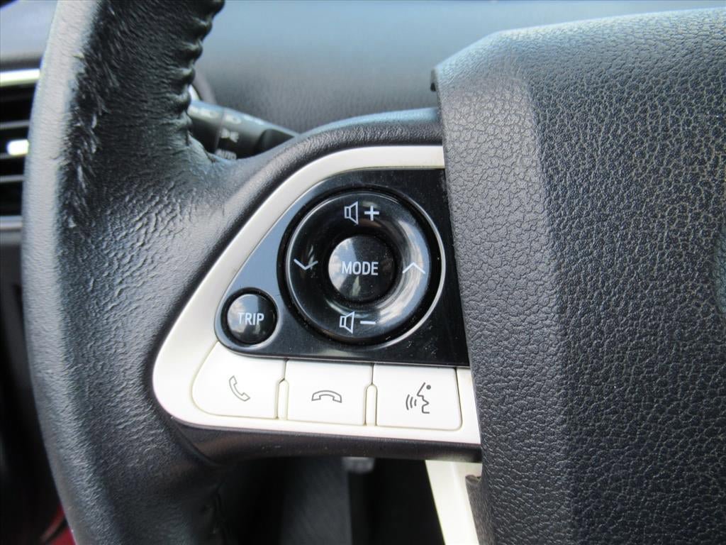 Used 2017 Toyota Prius Four w/ Advanced Technology Package FWD image 21