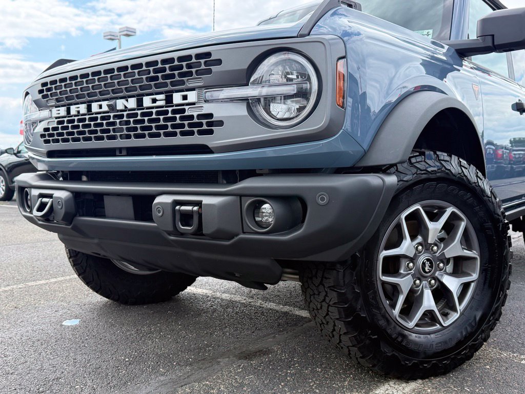 Certified 2025 Ford Bronco Badlands AWD/4WD image 33