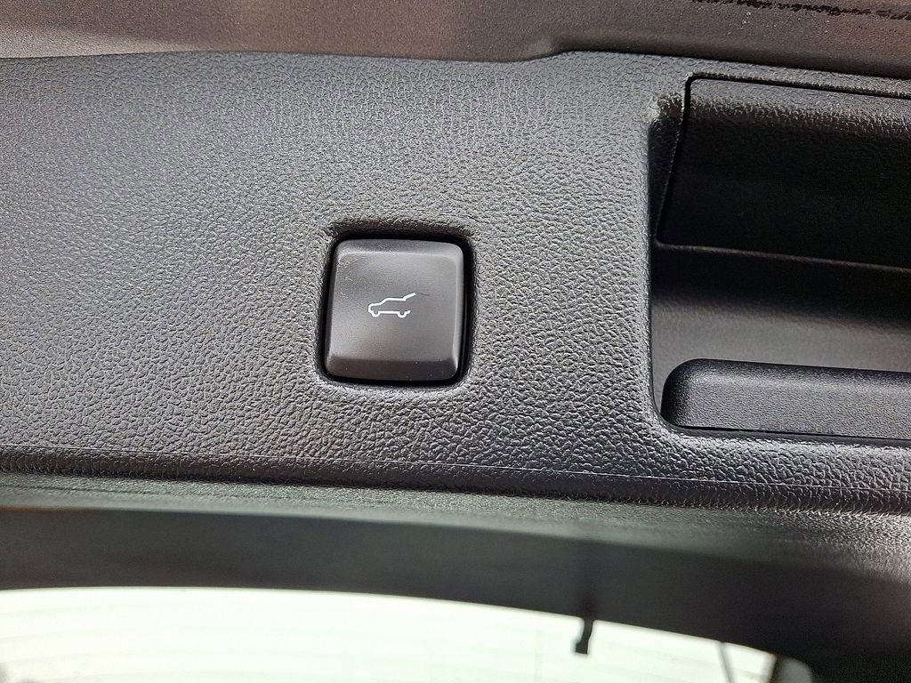 Used 2022 Ford Escape SEL image 29