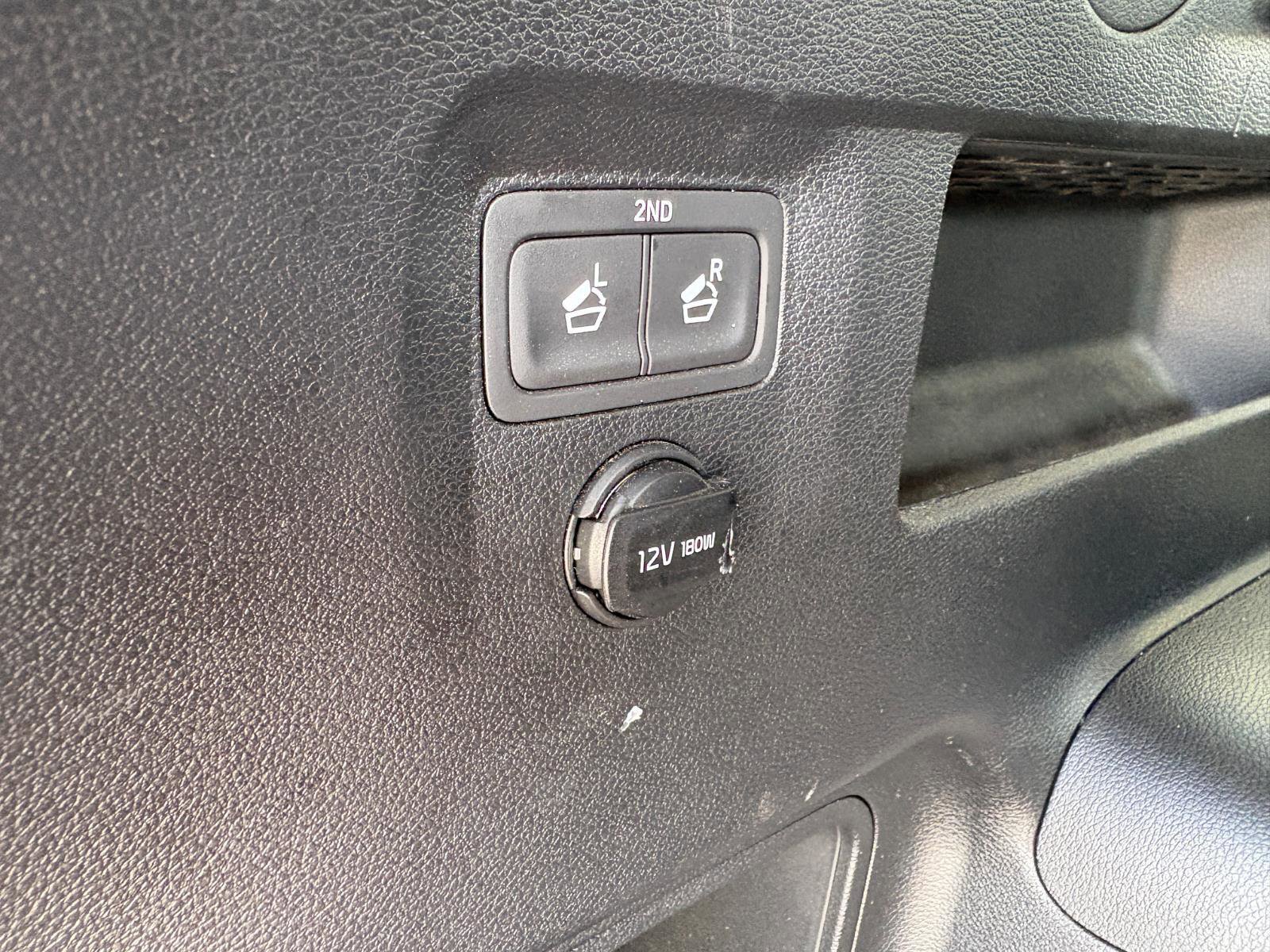 Used 2024 Kia Telluride LX image 10