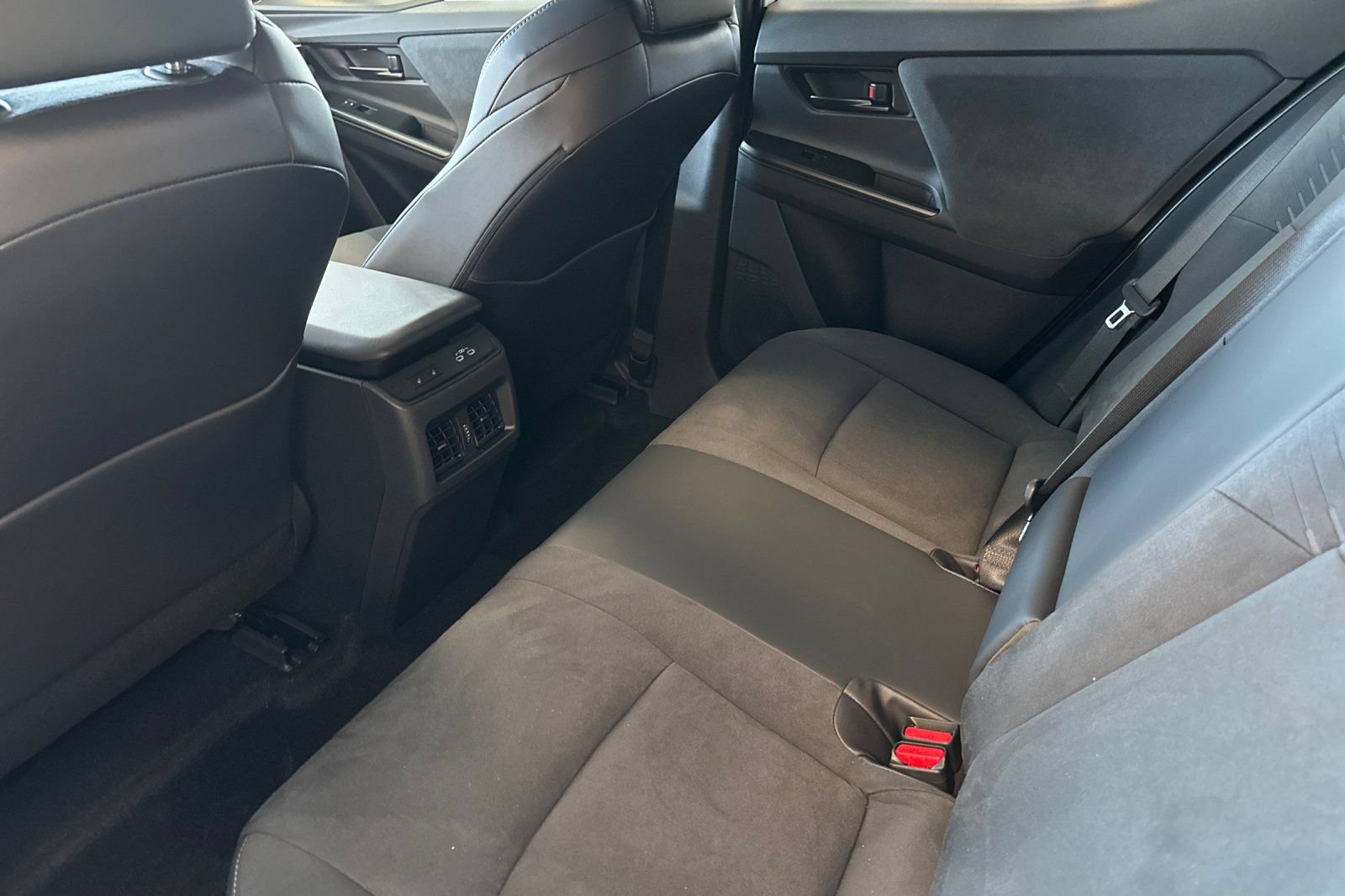 New 2026 Toyota C-HR AWD/4WD image 5