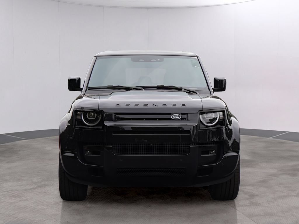 New 2026 Land Rover Defender 110 X-Dynamic SE AWD/4WD image 2