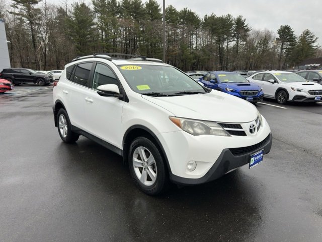 Used 2014 Toyota RAV4 XLE image 3