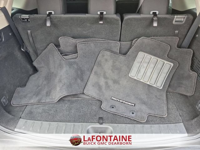 Used 2024 Nissan Pathfinder SV AWD/4WD image 28