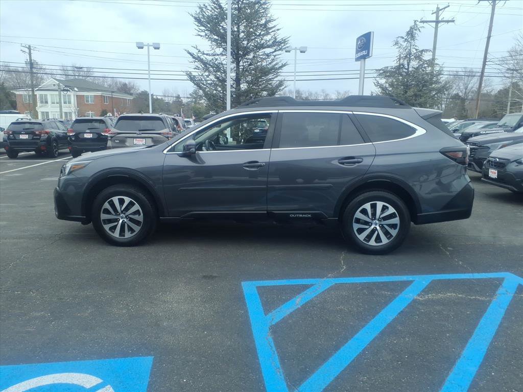 Used 2020 Subaru Outback Premium image 6