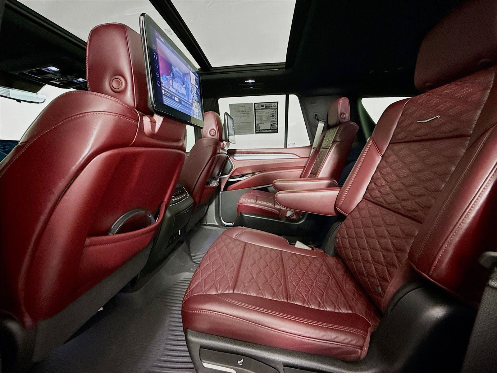 Used 2025 Cadillac Escalade Sport w/ Touring Package AWD/4WD image 17